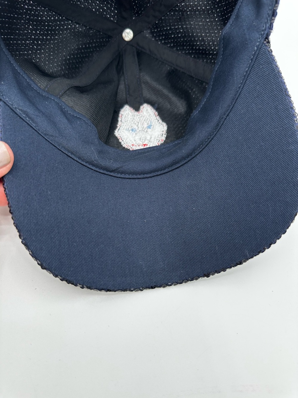 47 Brand University of Connecticut Navy Blue Sequined Husky Baseball Cap - Picture 5 of 7